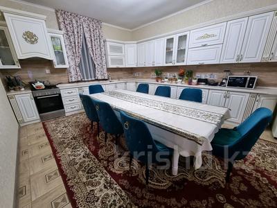 Жеке үй · 7 бөлме · 200 м² · 8 сот., мкр Самал-3 15, бағасы: 68 млн ₸ в Шымкенте, Абайский р-н
