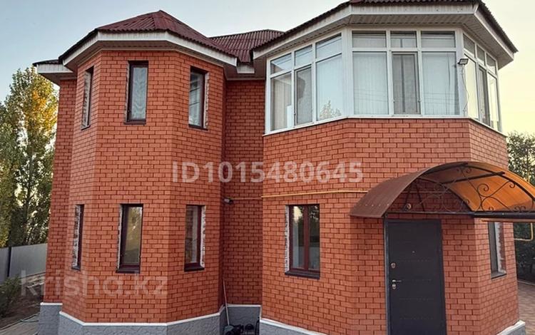 Отдельный дом · 6 комнат · 240 м² · 10 сот., Енлик-Кебек 17 за 70 млн ₸ в Актобе, жилой массив Акжар-2 — фото 2