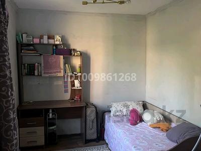 Жеке үй · 4 бөлме · 110 м² · 8 жүзд., Самал-3 ш/а., Абдраманов 114 — Әбіләкім Абдраманов, бағасы: 38 млн ₸ в Шымкенте, Абайский р-н