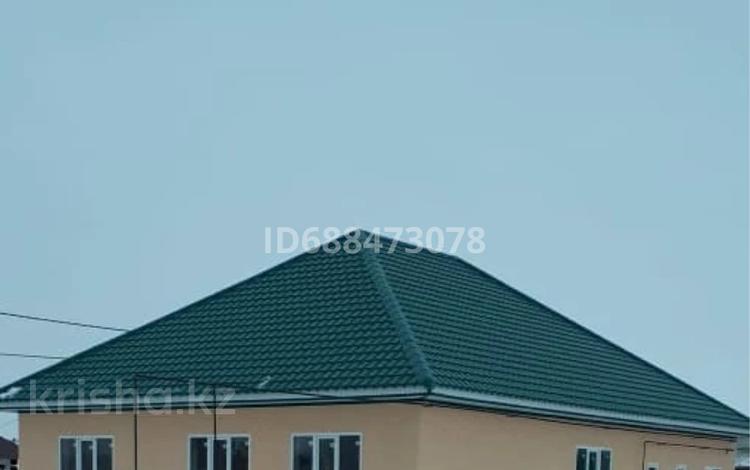 Отдельный дом · 3 комнаты · 130 м² · 4.2 сот., Тауке хан 47 за 35 млн ₸ в Деркуле — фото 16