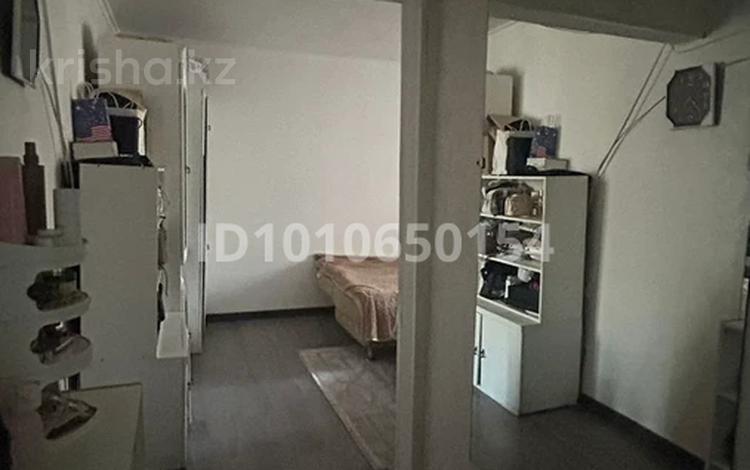 1-комнатная квартира · 33 м² · 4/5 этаж, мкр №11 32 за 26 млн ₸ в Алматы, Ауэзовский р-н — фото 2