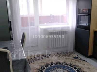 1-бөлмелі пәтер · 47 м² · 3 қабат, Нұр Ақтөбе 1, бағасы: 10 000 ₸ в Актобе, Нур Актобе