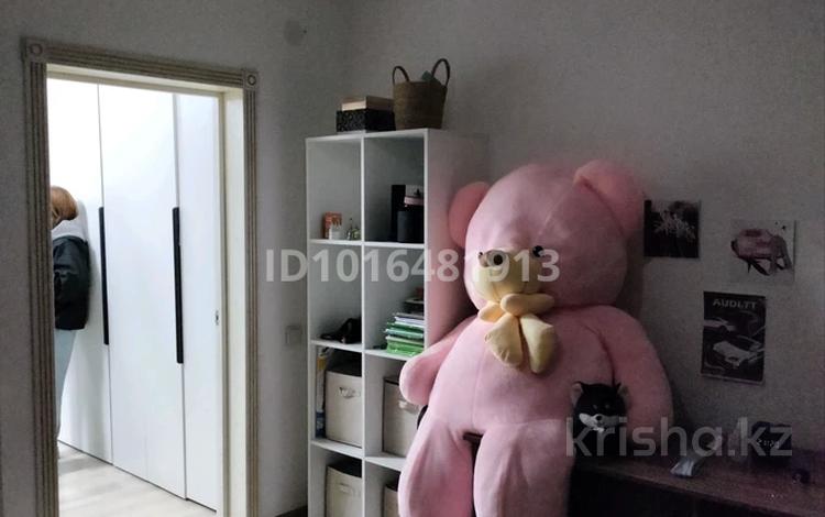 3-комнатная квартира · 72 м² · 4/12 этаж, Кошкарбаева 1140 за 300 000 ₸ в  — фото 2