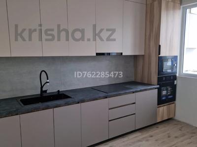 Пәтерлер в Алматы: 2-бөлмелі пәтер · 72 м² · 6/8 қабат, мкр Ожет 6, бағасы: 250 000 〒 2-бөлмелі пәтер · 72 м² · 6/8 қабат, мкр Ожет 6, бағасы: 250 000 〒 в Алматы, Алатауский р-н