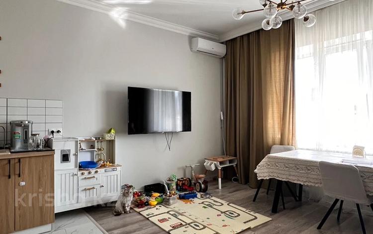 3-комнатная квартира · 82 м² · 4/17 этаж, Сарыарка 15 за 39.5 млн ₸ в Астане, Сарыарка р-н — фото 2