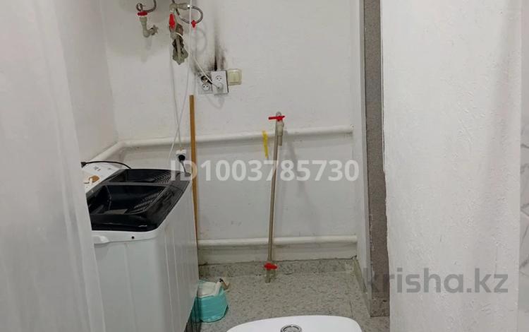 Отдельный дом · 3 комнаты · 80 м² · 80 сот., 27-квартал 110/1 — Куаныш магазины жақыын за 7.5 млн ₸ в  — фото 2