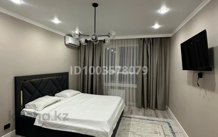 1-комнатная квартира · 45 м² · 9/12 этаж, Сырым батыра 2Б за 2 000 ₸ в Шымкенте — фото 2
