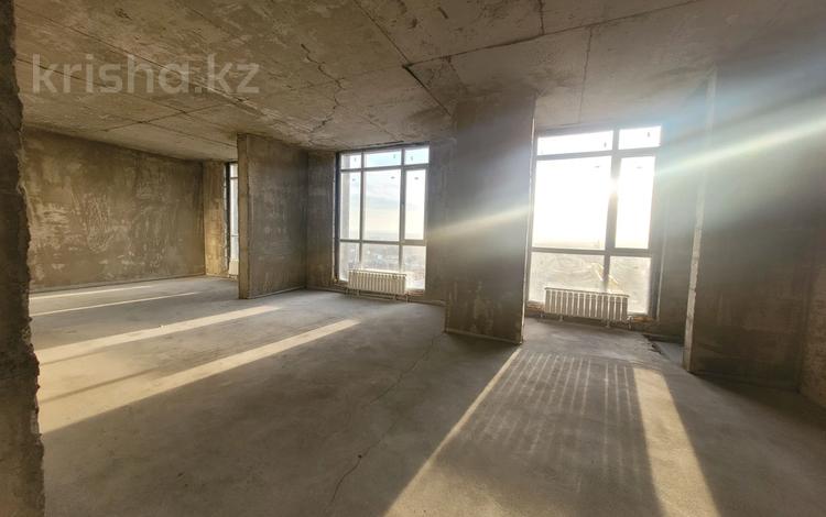 3-комнатная квартира · 87 м² · 5/18 этаж, Ержанова 63/2 — ЦЕНТРАЛ СИТИ за 43.5 млн ₸ в Караганде, Казыбек би р-н — фото 6