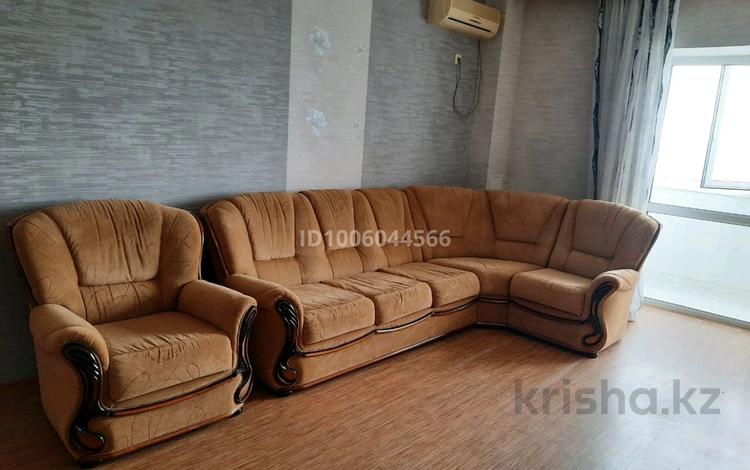 2-комнатная квартира · 70 м² · 6/10 этаж, мкр 12 за 170 000 ₸ в Актобе — фото 2