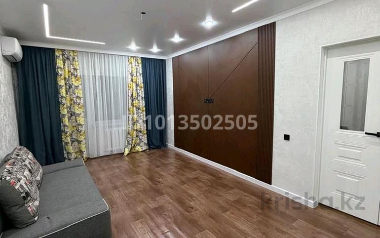 3-комнатная квартира · 56 м² · 4/4 этаж, мкр Талас 17 — Руслан и Людмила за 160 000 ₸ в Таразе — фото 17
