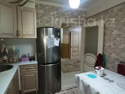 4-комнатная квартира, 90.8 м², 4/5 этаж, Сакена Сейфуллина за 48 млн 〒 в Алматы