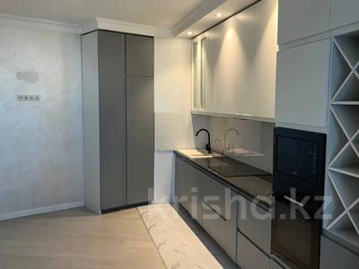 4-бөлмелі пәтер, 170 м², 11/12 қабат, Варламова, бағасы: 100 млн 〒 в Алматы, Алмалинский р-н