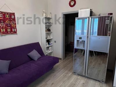 2-бөлмелі пәтер · 77.1 м² · 4/6 қабат, 12 ш/а., Бокенбай Батыра, бағасы: 25 млн ₸ в Актобе, мкр 12