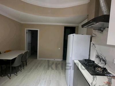 2-комнатная квартира, 65 м², 1/2 этаж помесячно, мкр Хан Тенгри — улица Дулати за 320 000 〒 в Алматы, Бостандыкский р-н