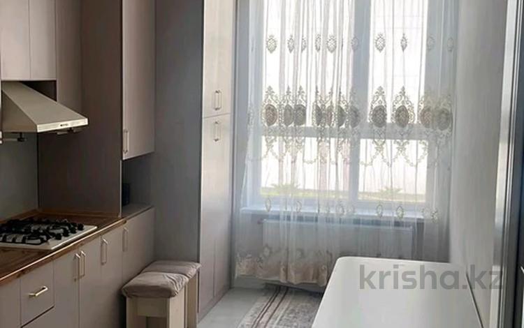 1-бөлмелі пәтер · 50 м² · 1/9 қабат, Байтерекова 2б, бағасы: 200 000 ₸ в Шымкенте, Аль-Фарабийский р-н — фото 2