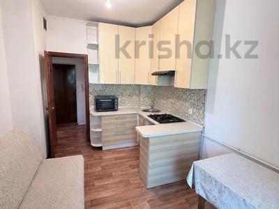 1-комнатная квартира · 35 м² · 2/5 этаж, мкр Аксай-2 — Момышулы - Толе би за 23.5 млн ₸ в Алматы, Ауэзовский р-н