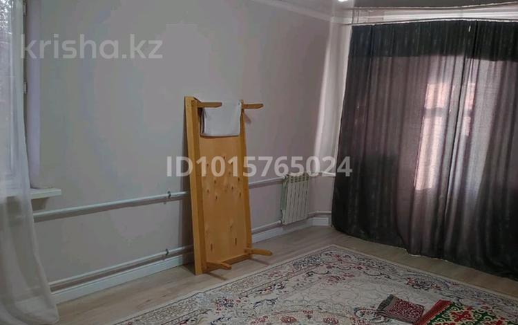2-бөлмелі пәтер · 42.89 м² · 4/5 қабат, Абулхаир хана 4, бағасы: 14 млн ₸ в Актобе — фото 2