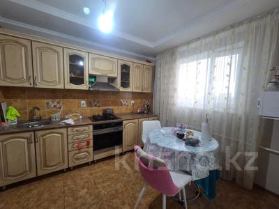 2-бөлмелі пәтер · 53.9 м² · 9/9 қабат, Ауэзова, бағасы: 20 млн ₸ в Семее