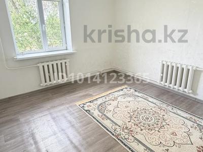 2-бөлмелі пәтер · 47 м² · 2/2 қабат, Азаттык 175 — Остановка Нарсуд-Педколледж. по Азаттык, бағасы: 150 000 ₸ в Атырау, мкр Жилгородок
