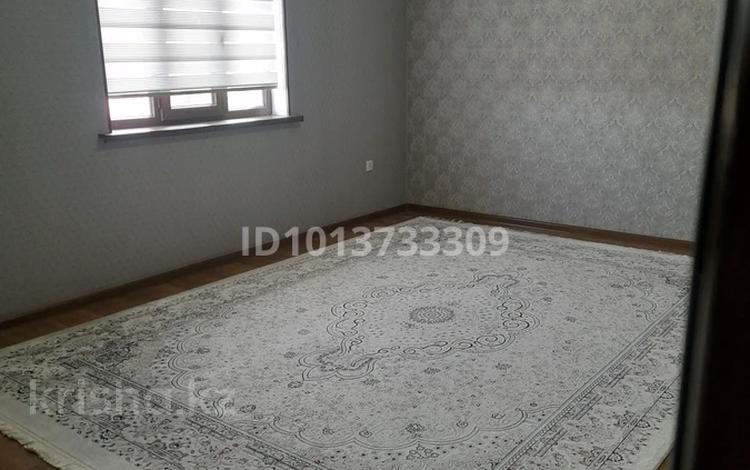 Отдельный дом · 6 комнат · 200 м² · 8 сот., мкр Акниет, Аққамшы 60/4 — Алаш базардың артында Бары базардың қатарында бір көше беріде Магнат за 118 млн ₸ в Шымкенте, Абайский р-н — фото 2