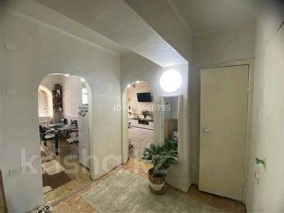 3-бөлмелі пәтер · 70 м² · 4/4 қабат, Толе би — Абая, бағасы: 28.8 млн ₸ в Каскелене