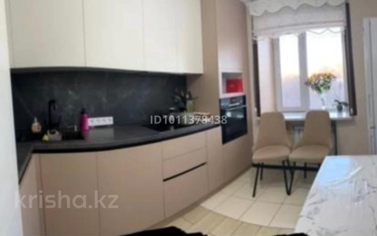 3-бөлмелі пәтер · 70 м² · 5/9 қабат, мкр Юго-Восток, шахтёров 31, бағасы: 28.5 млн ₸ в Караганде, Казыбек би р-н — фото 12