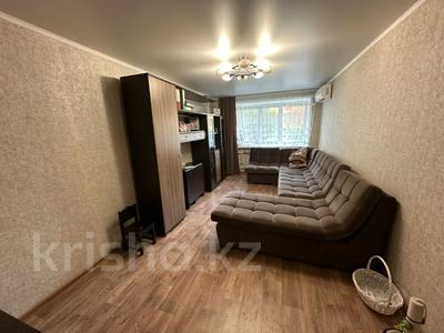 3-комнатная квартира · 57 м² · 1/5 этаж, Муканова за 22.5 млн 〒 в Петропавловске