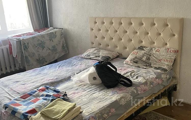 1-бөлмелі пәтер · 28 м² · 1/5 қабат, мкр Центральный, Махамбета 127, бағасы: 7 000 〒 в Атырау — фото 2