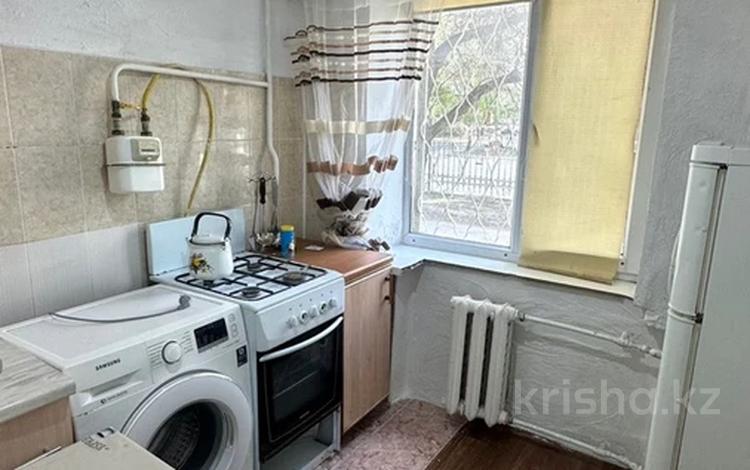 1-комнатная квартира · 28 м² · 1/5 этаж, мкр Центральный, Махамбета 127 за 8 000 ₸ в Атырау — фото 5