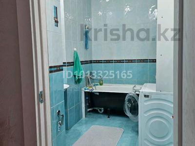 2-комнатная квартира · 80 м² · 7/9 этаж, Достык за 450 000 ₸ в Астане, Есильский р-н