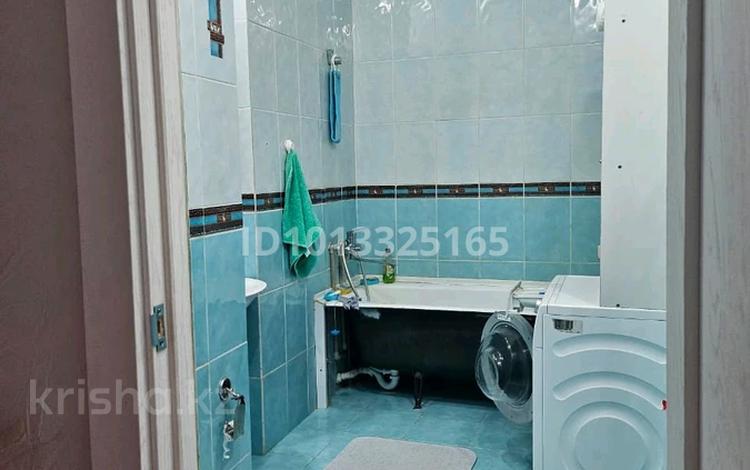 2-бөлмелі пәтер · 80 м² · 7/9 қабат, Достык, бағасы: 450 000 ₸ в Астане, Есильский р-н — фото 2