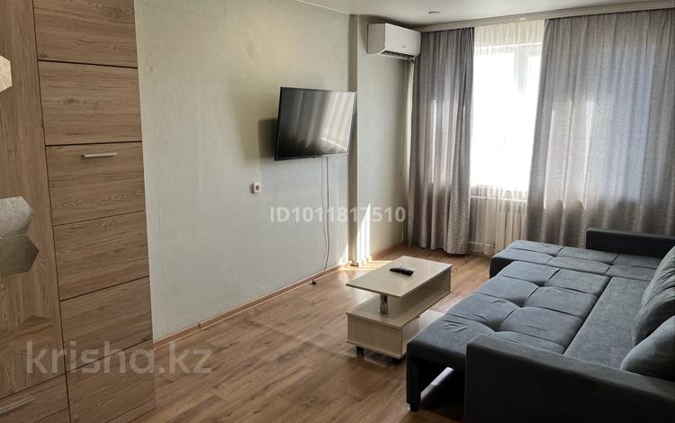 1-бөлмелі пәтер · 30 м² · 4/5 қабат, ул. Бажова 347, бағасы: 140 000 ₸ в Усть-Каменогорске, Ульбинский — фото 2
