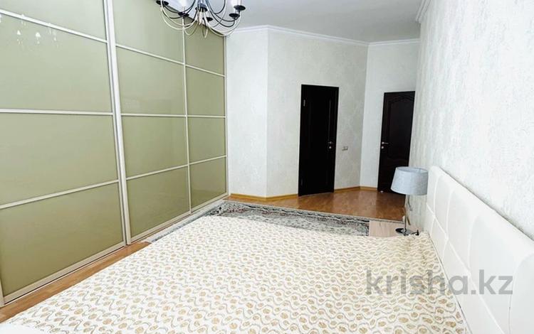 3-комнатная квартира · 125 м² · 7/9 этаж, маметова за 35.5 млн ₸ в Уральске — фото 2