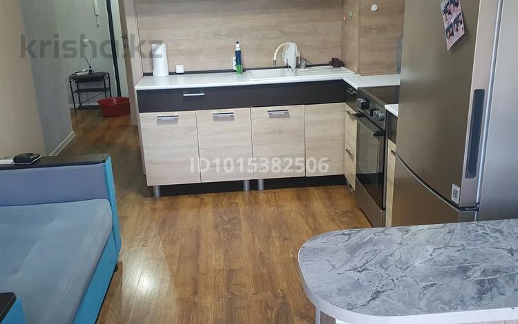 1-комнатная квартира · 43 м² · 2/9 этаж, Жибек Жолы 15 за 160 000 ₸ в Усть-Каменогорске — фото 2
