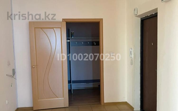 4-бөлмелі пәтер · 185 м² · 8/16 қабат, Бактыгерея Кулманова 1В, бағасы: 75 млн ₸ в Атырау — фото 2