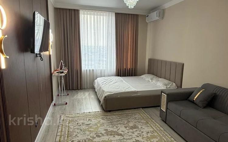 1-комнатная квартира · 45 м² · 7/12 этаж, К. Толеметова 64 — ЖК Дендропарк за 180 000 〒 в Шымкенте, Каратауский р-н — фото 2