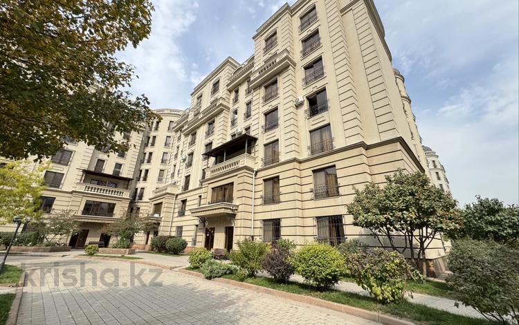 3-бөлмелі пәтер · 135 м² · 7/7 қабат, Мирас ш/а. 157 б2 — Аскарова, бағасы: 124 млн ₸ в Алматы, Бостандыкский р-н — фото 2