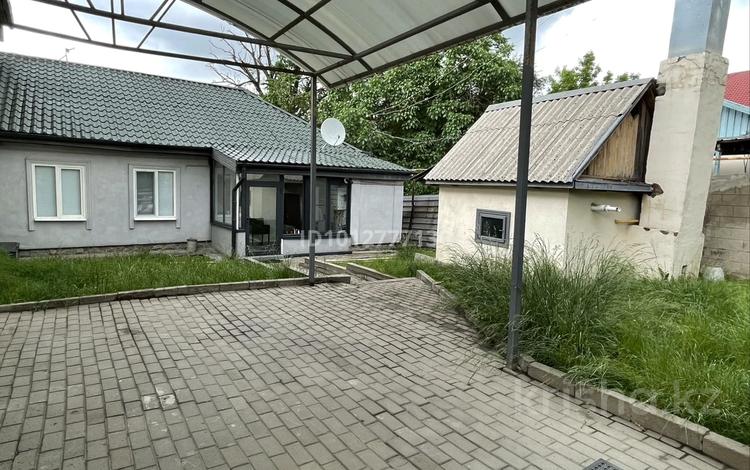 Отдельный дом · 4 комнаты · 130 м² · 3.14 сот., Воронихина 6/5 — ул. Кабанбай батыра- ул. Зверева (компот) за 145 млн ₸ в Алматы, Медеуский р-н — фото 2