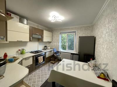 3-комнатная квартира · 72 м² · 2/5 этаж, Жандосов 29а — Розбакиев за 62 млн ₸ в Алматы, Бостандыкский р-н