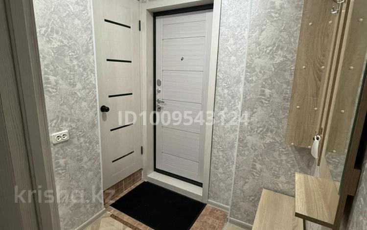 1-комнатная квартира · 30 м² · 1/5 этаж, Королева 98 за 120 000 〒 в Экибастузе — фото 2