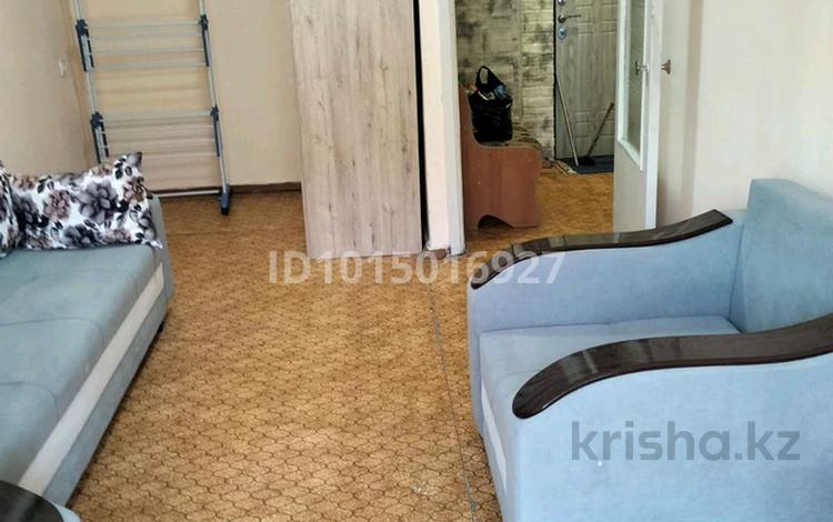 1-комнатная квартира · 35 м² · 4/9 этаж, мкр Самал-1 6 за 260 000 ₸ в Алматы, Медеуский р-н — фото 2
