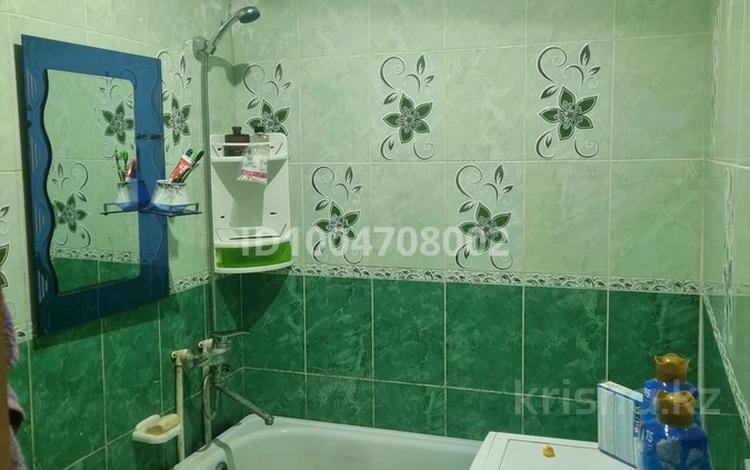 1-бөлмелі пәтер · 33 м² · 1/5 қабат, Республики 65/3 — Школа 14, бағасы: 5.8 млн ₸ в Темиртау — фото 2