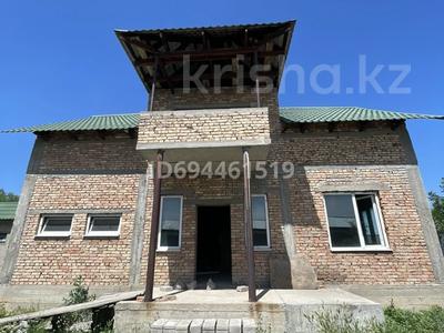 Отдельный дом • 6 комнат • 220 м² • 10 сот., Наурызбай батыра 33 за 25 млн 〒 в 