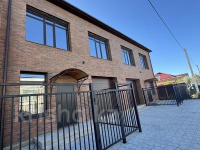 Отдельный дом · 5 комнат · 195 м² · 2.3 сот., мкр Юго-Восток, Мкр Юго-Восток, мкрн Таугуль, улица 2-я 41 — Таугуль район Магнум за 59.5 млн 〒 в Караганде, Казыбек би р-н