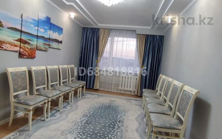 4-комнатная квартира, 94 м², 4/5 этаж, Абылайхана — Покрышкина за 24 млн 〒 в Талдыкоргане — фото 8