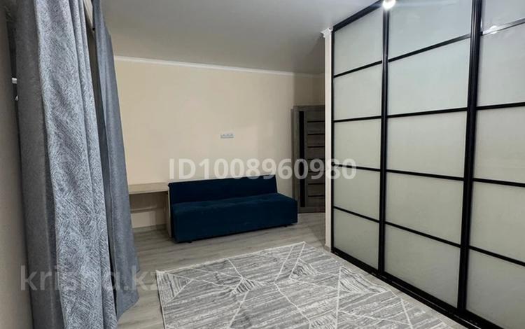 1-комнатная квартира · 46 м² · 6/10 этаж, мкр Шугыла 4/3 за 200 000 ₸ в Алматы, Наурызбайский р-н — фото 2