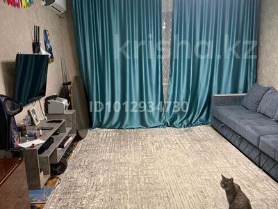 3-комнатная квартира · 60 м² · 3/6 этаж, Конституция 30 за 12 млн ₸ в Солнечном