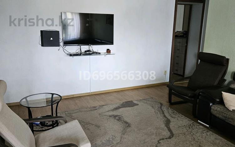 3-комнатная квартира · 60 м² · 2/5 этаж, интернациональная 27 — университет за 24 млн ₸ в Петропавловске — фото 2