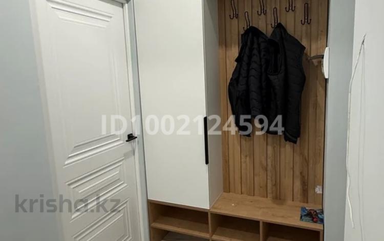 1-комнатная квартира · 43.3 м² · 4/5 этаж, 20-й микрорайон 24 за 230 000 〒 в Алматы, Алатауский р-н — фото 2