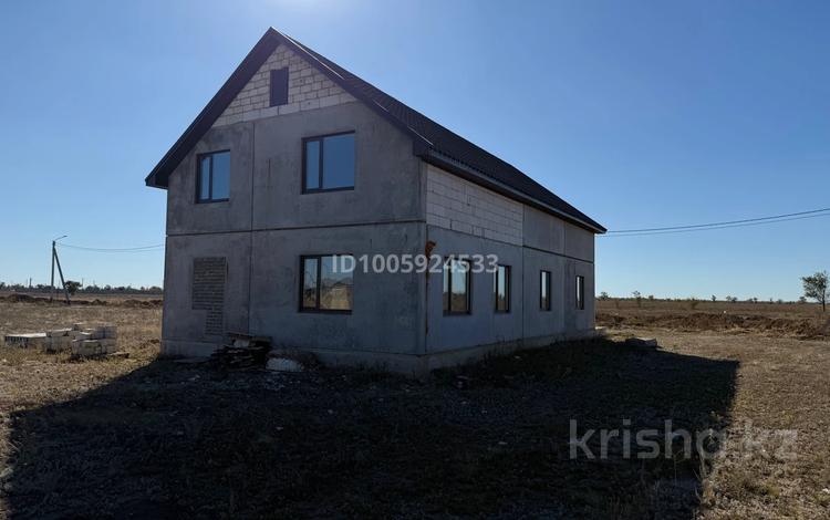 Жеке үй · 6 бөлме · 259.5 м² · 10 жүзд., Аймекен (Рауан 2) 647 — Жилой массив рауан, бағасы: 16 млн ₸ в Актобе, жилой массив Рауан — фото 7